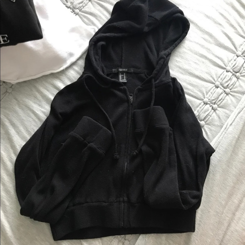 FOREVER 21 CROPPED HOODIE